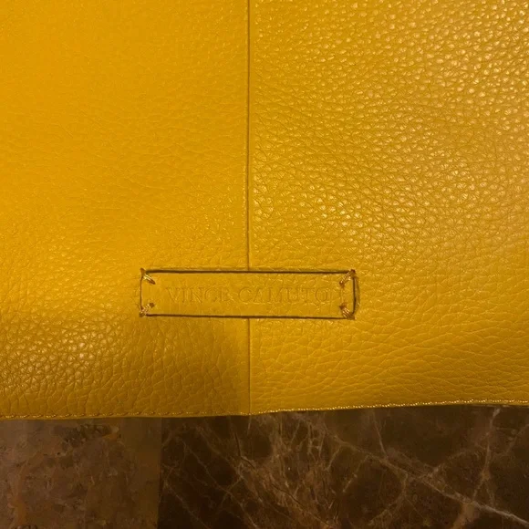 Sold🛑💛Vince Camuto~Leather Crossbody Front/Flap Color-Dandelion - Picture 4 of 12